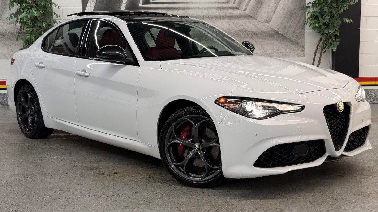 Used 2020 Alfa Romeo Giulia Ti Sport w/ Quick Order Package 22S Sport AWD/4WD image 1