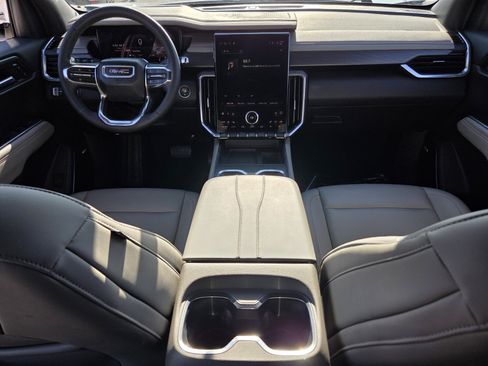 Used 2024 GMC Acadia Elevation FWD image 13