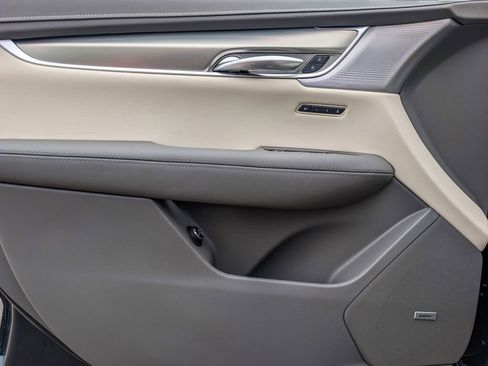 New 2025 Cadillac XT5 Premium Luxury image 9