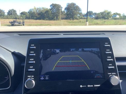 Used 2021 Toyota Avalon XSE image 16