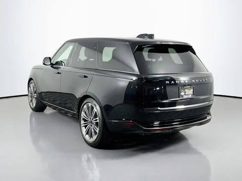 Used 2025 Land Rover Range Rover SE AWD/4WD image 7