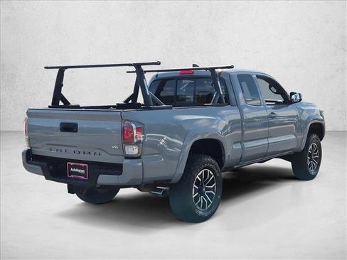Used 2021 Toyota Tacoma TRD Sport AWD/4WD image 8