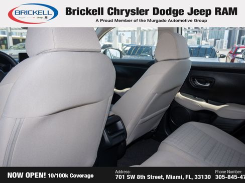 Used 2023 Honda HR-V LX image 17