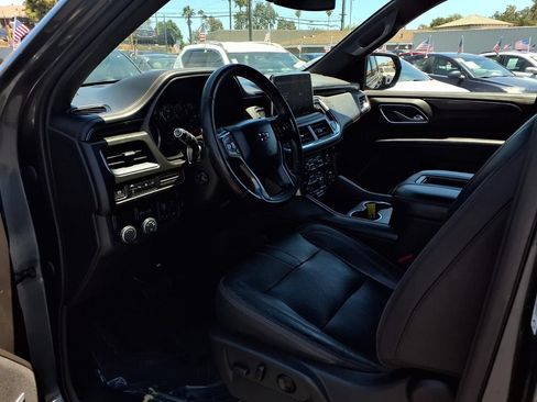 Used 2021 Chevrolet Tahoe RST w/ Luxury Package RWD image 15