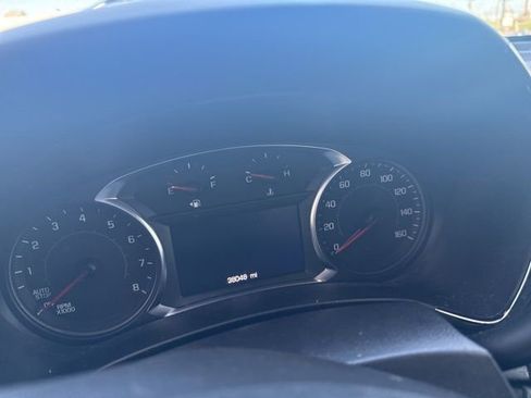 Used 2023 Chevrolet Equinox RS AWD/4WD image 12