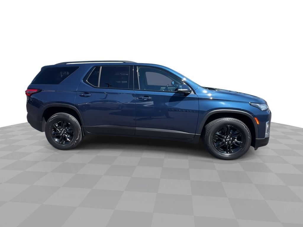 Used 2023 Chevrolet Traverse LT w/ Midnight/Sport Edition AWD/4WD image 9