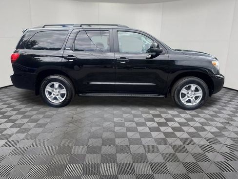 Used 2012 Toyota Sequoia SR5 AWD/4WD image 7