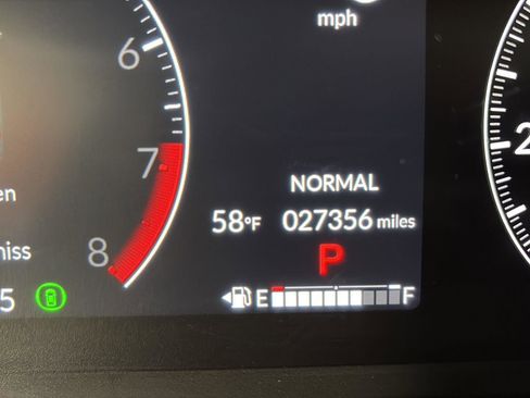 Used 2025 Honda Odyssey Touring image 40