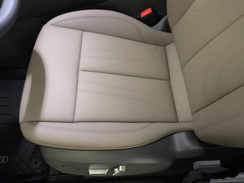 New 2026 Audi Q3 quattro 2.0T AWD/4WD image 16