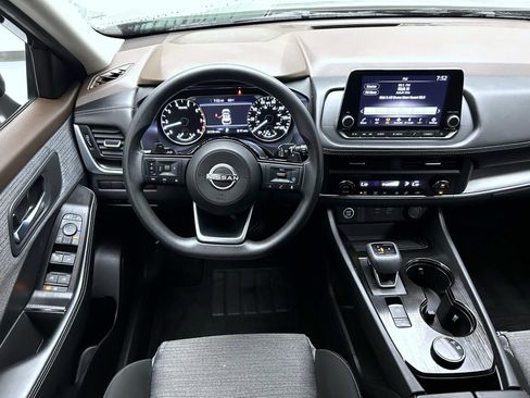 Used 2023 Nissan Rogue SV AWD/4WD image 14