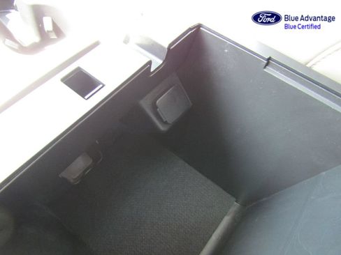 Certified 2024 Ford Explorer XLT w/ Equipment Group 202A AWD/4WD image 40