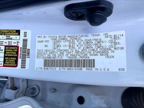 Used 2014 Toyota Tacoma PreRunner image 33