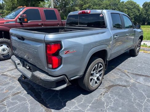 Used 2023 Chevrolet Colorado Z71 w/ Z71 Convenience Package 2 AWD/4WD image 2