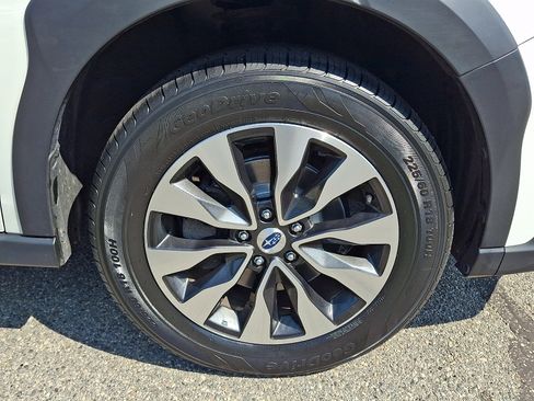 Used 2024 Subaru Outback Touring XT AWD/4WD image 8