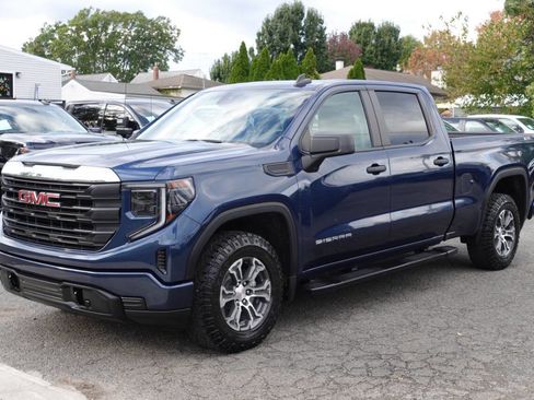 Used 2023 GMC Sierra 1500 Pro w/ Pro Value Package AWD/4WD image 2