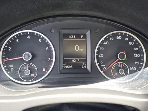 Used 2013 Volkswagen Tiguan S AWD/4WD image 29