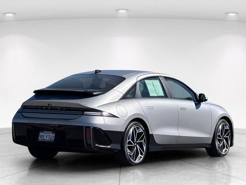 Used 2023 Hyundai Ioniq 6 SEL AWD/4WD image 4