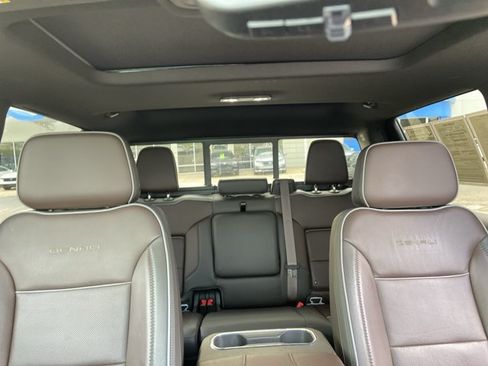 Used 2022 GMC Sierra 1500 Denali w/ Denali Reserve Package AWD/4WD image 19
