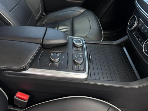 Used 2013 Mercedes-Benz ML 350 4MATIC image 29