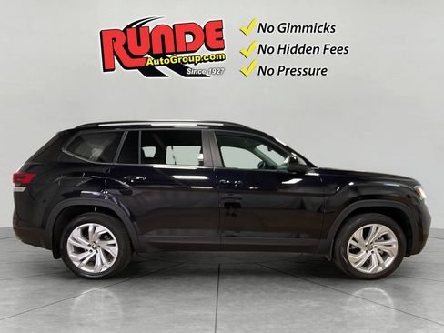 Used 2023 Volkswagen Atlas SE AWD/4WD image 10