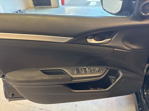 Used 2018 Honda Civic EX-T image 15