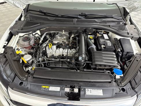 Used 2019 Volkswagen Jetta SE w/ Cold Weather Package FWD image 24