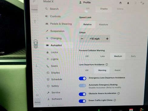 Used 2022 Tesla Model X Plaid image 22