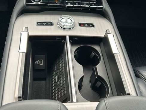 Used 2025 Lincoln Navigator Reserve w/ Jet Appearance Package image 24