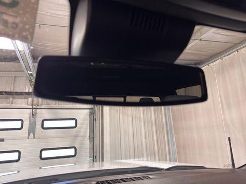 Used 2023 GMC Sierra 1500 SLT w/ SLT Premium Plus Package AWD/4WD image 18