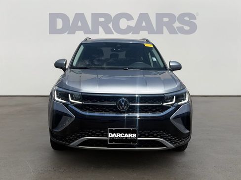 Used 2022 Volkswagen Taos SEL AWD/4WD image 2