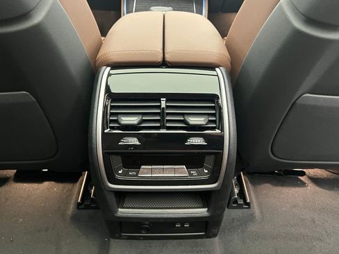New 2026 BMW X5 xDrive50e AWD/4WD image 9