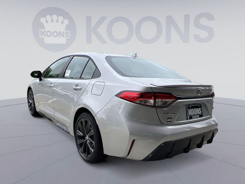 New 2026 Toyota Corolla SE FWD image 4
