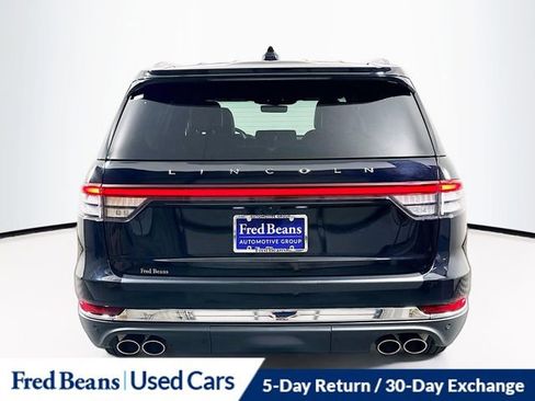 Certified 2025 Lincoln Aviator Reserve w/ Illumination Package AWD/4WD image 6