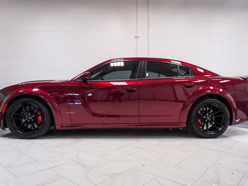 Used 2022 Dodge Charger SRT Hellcat w/ Carbon/Suede Interior Package RWD image 33
