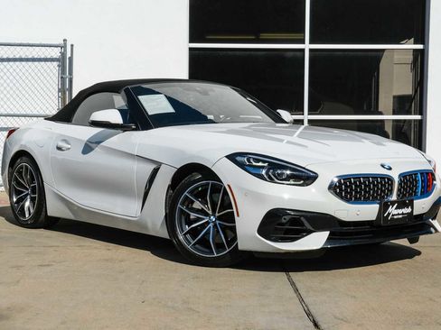 Used 2022 BMW Z4 sDrive30i w/ Premium Package 2 image 7