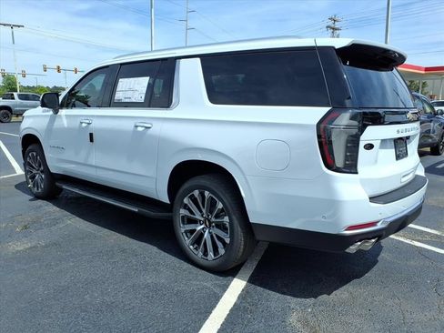 New 2026 Chevrolet Suburban High Country w/ Sun And Tow Package AWD/4WD image 5