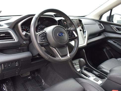 Used 2024 Subaru Ascent Limited AWD/4WD image 3