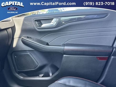 Used 2023 Ford Escape ST-Line w/ Tech Pack #1 image 31