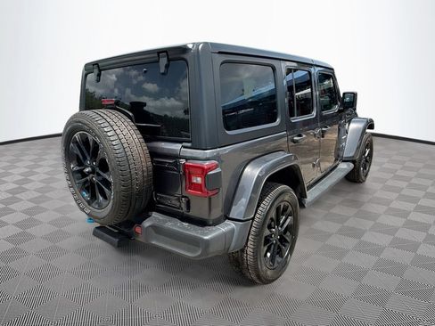 Used 2023 Jeep Wrangler Unlimited Sahara AWD/4WD image 6