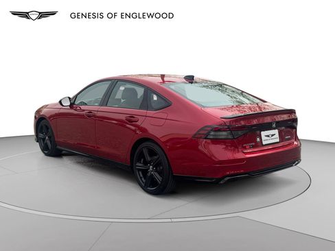 Used 2023 Honda Accord Sport image 11