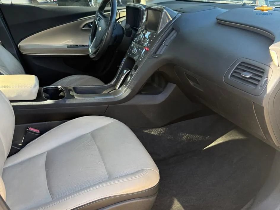 Used 2012 Chevrolet Volt Premium w/ Premium Trim Package FWD image 24
