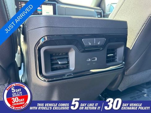 Used 2023 GMC Sierra 1500 AT4 w/ Technology Package AWD/4WD image 23