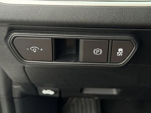 Used 2025 Kia K4 FWD image 22