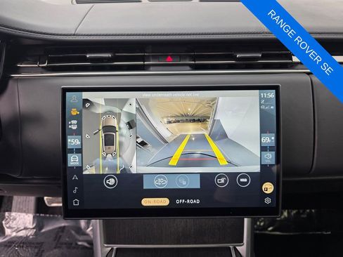Used 2025 Land Rover Range Rover SE AWD/4WD image 20