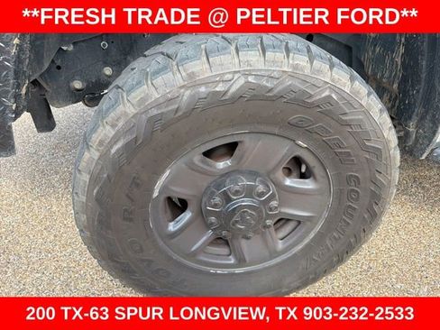 Used 2024 RAM 2500 Tradesman w/ Chrome Appearance Group AWD/4WD image 4