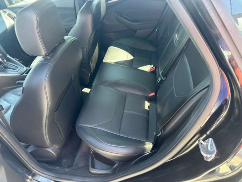 Used 2016 Ford Focus SE w/ Equipment Group 201A FWD image 43
