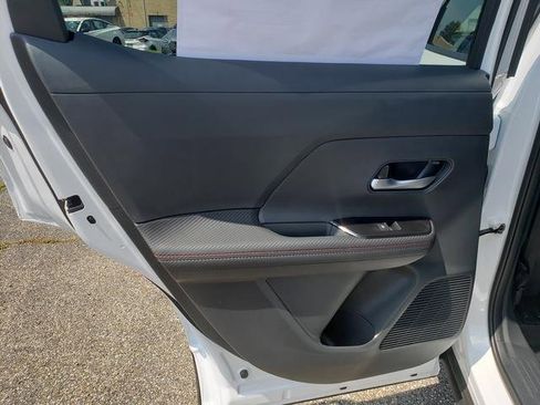 New 2025 Nissan Kicks SR w/ SR Premium Package image 14