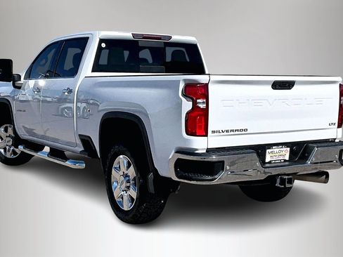 Used 2020 Chevrolet Silverado 2500 LTZ image 4