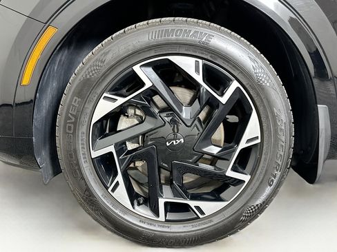Used 2023 Kia Sportage SX image 11