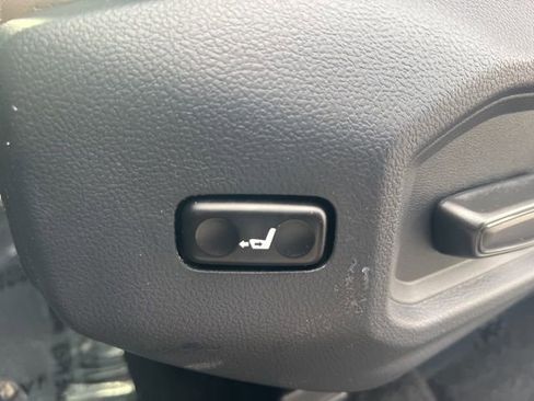 Used 2023 Toyota Tundra 1794 Edition image 8